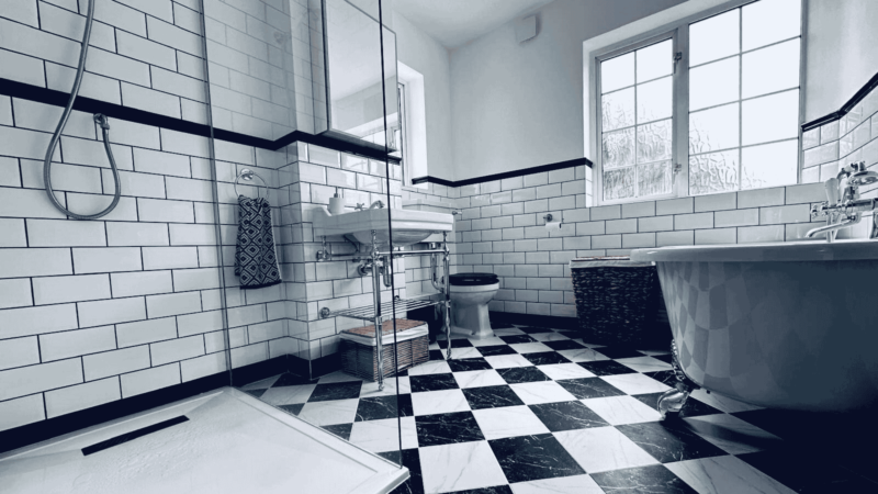 Paint vs Tiles for your Bathroom Walls | Hugo Oliver