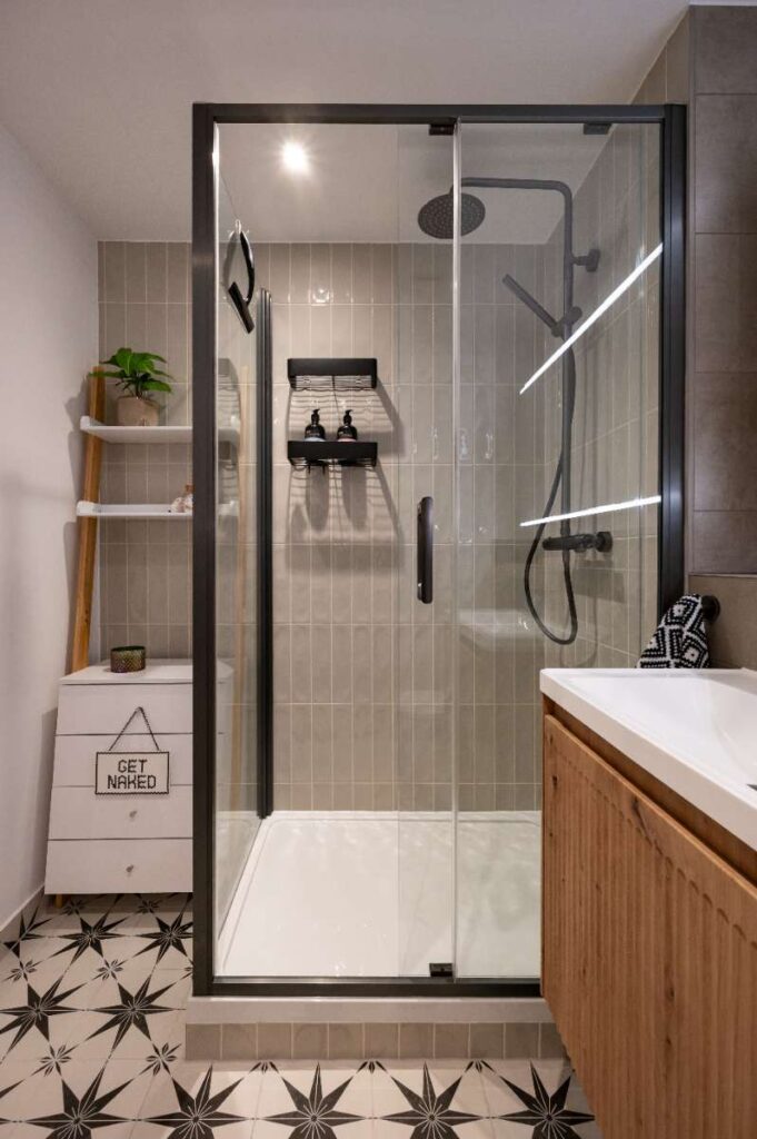 modern-bathroom-walk-in-shower-black-frame-front-view.jpg
